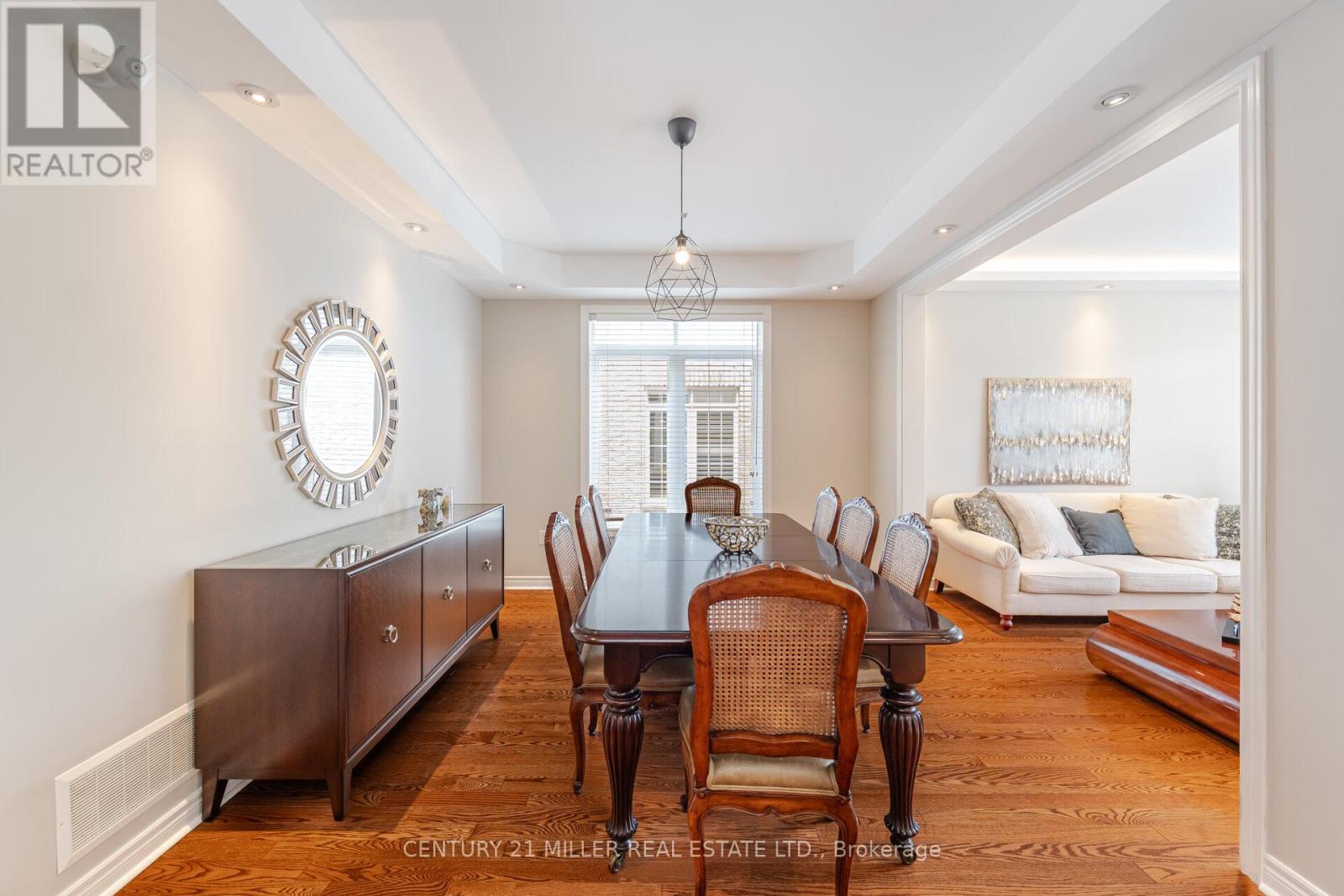 2098 Wildfel Way, Oakville, Ontario  L6M 0E2 - Photo 9 - W12950454