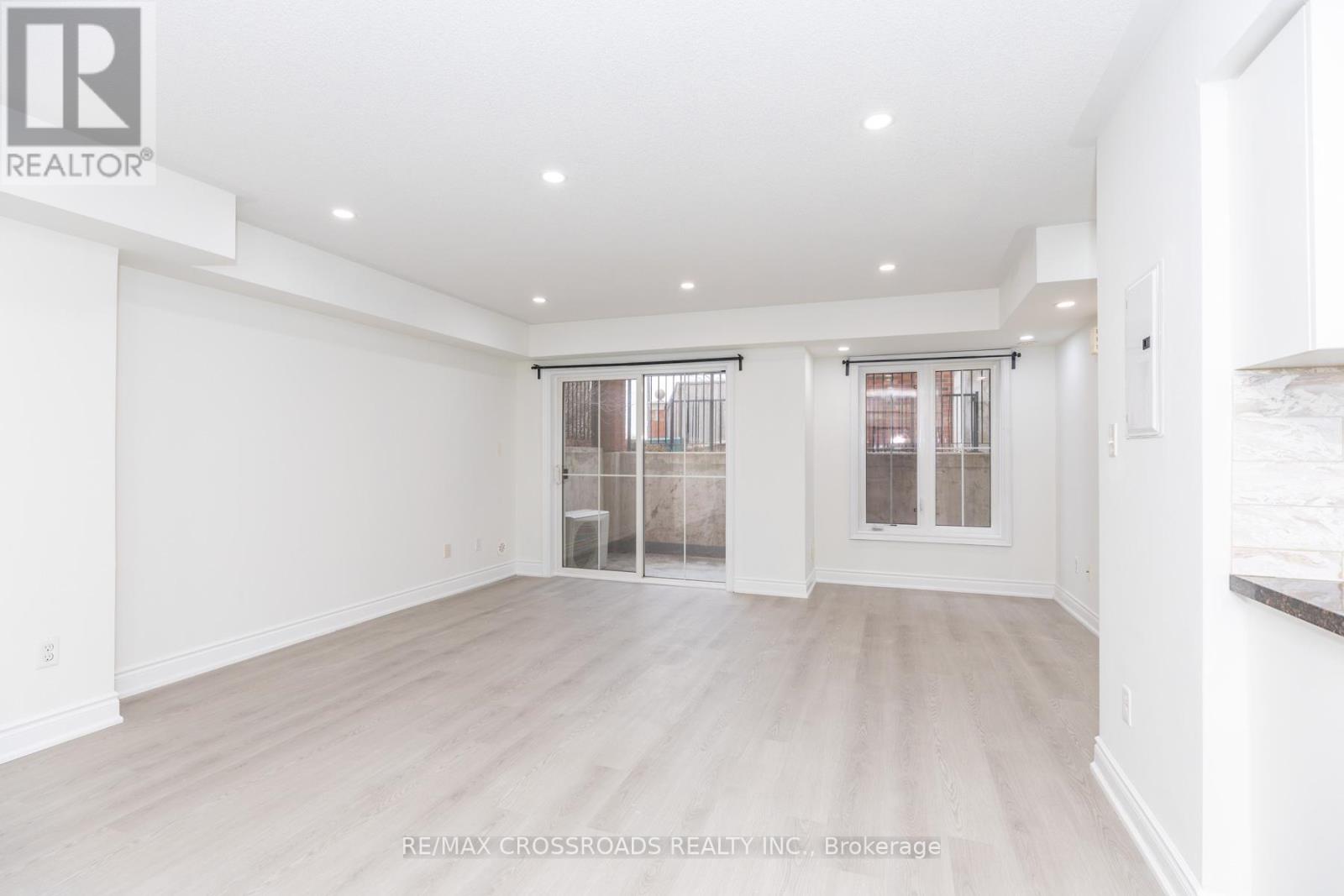 16 - 2460 Post Road, Oakville, Ontario  L6H 0J2 - Photo 15 - W12950460