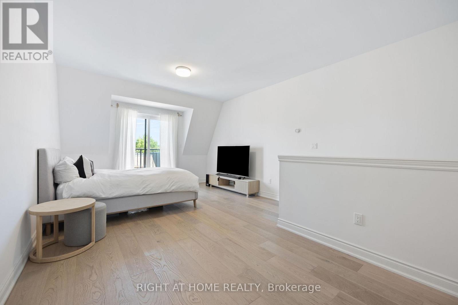 21 - 10 Lunar Crescent, Mississauga, Ontario  L5M 2P6 - Photo 22 - W12950528