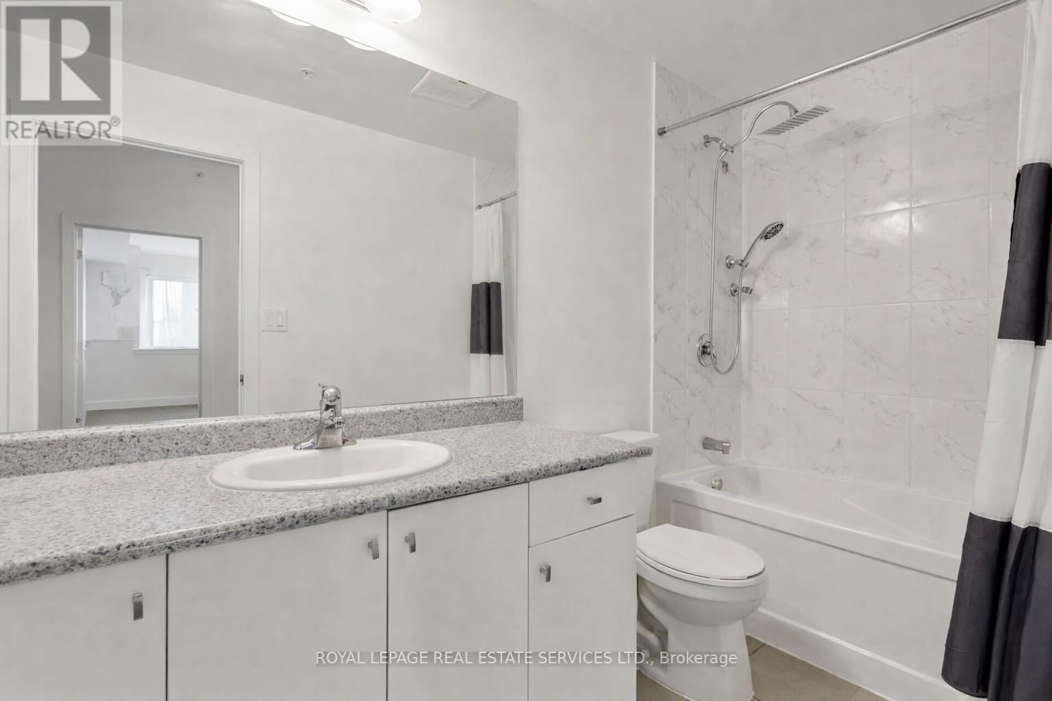 420 - 150 Oak Park Boulevard, Oakville, Ontario  L6H 3P2 - Photo 11 - W12950536