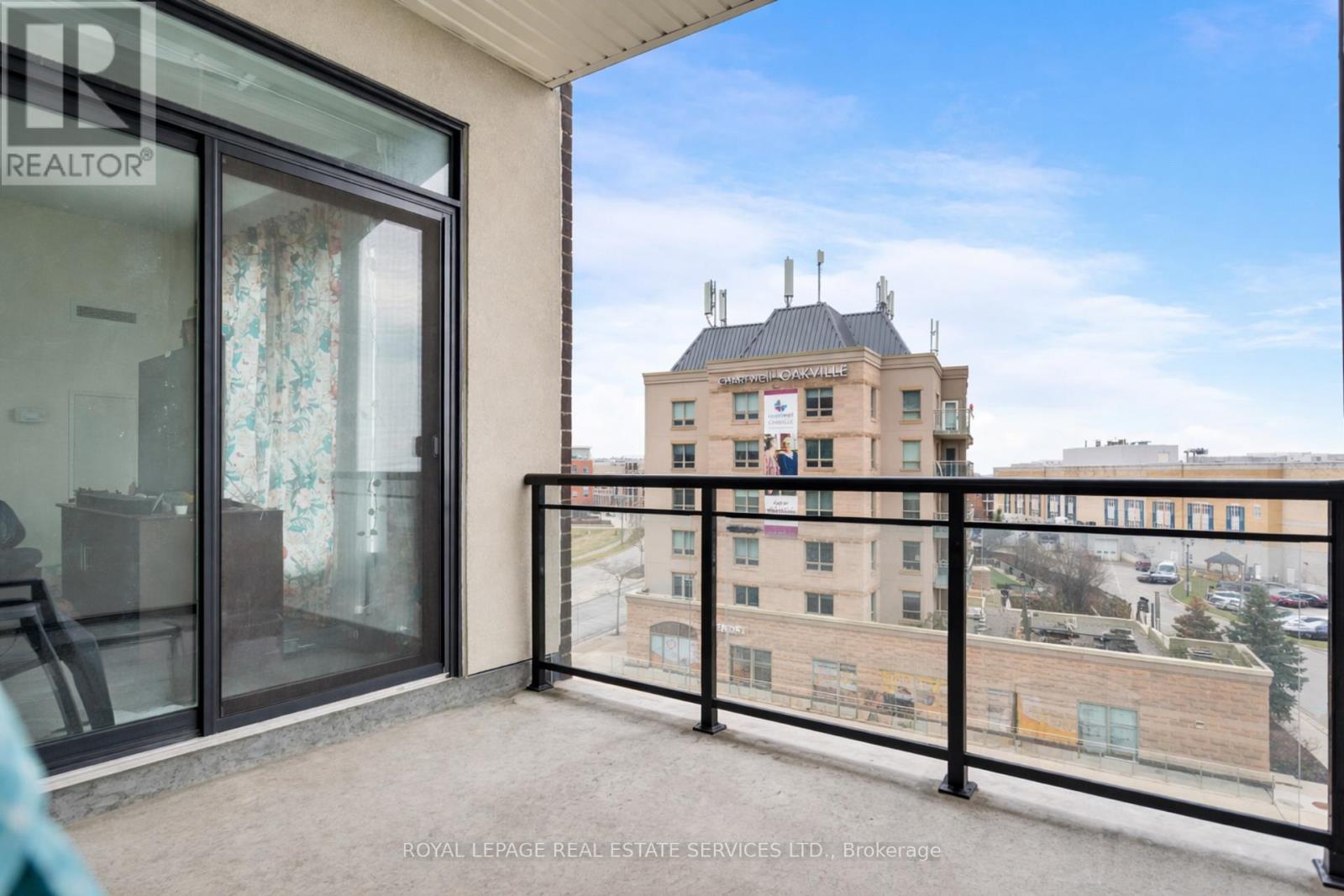 420 - 150 Oak Park Boulevard, Oakville, Ontario  L6H 3P2 - Photo 12 - W12950536