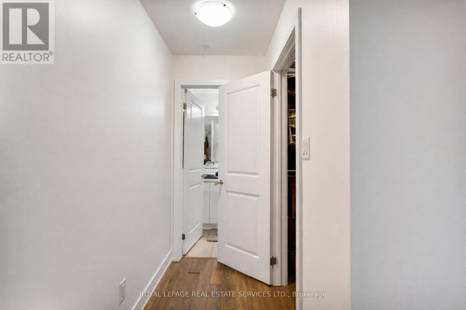 420 - 150 Oak Park Boulevard, Oakville, Ontario  L6H 3P2 - Photo 20 - W12950536