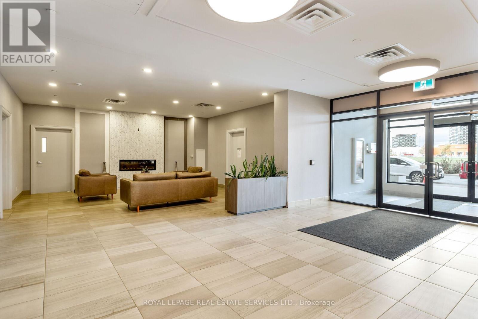 420 - 150 Oak Park Boulevard, Oakville, Ontario  L6H 3P2 - Photo 21 - W12950536