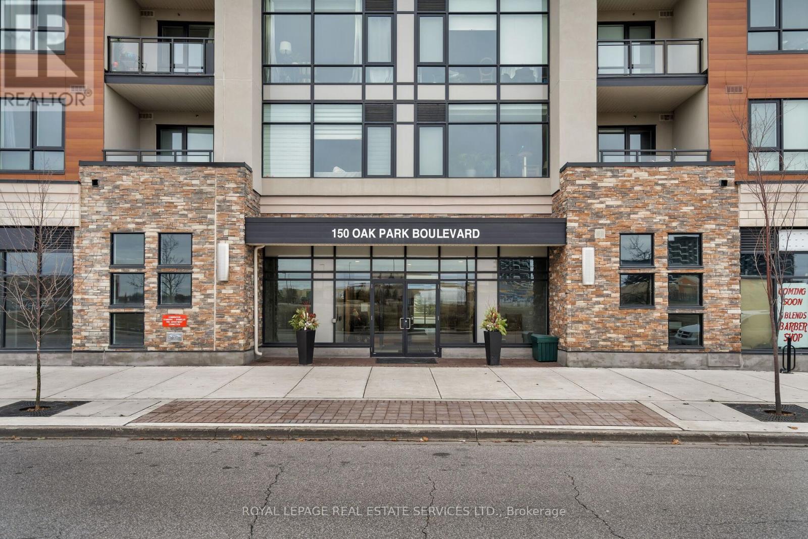 420 - 150 Oak Park Boulevard, Oakville, Ontario  L6H 3P2 - Photo 33 - W12950536