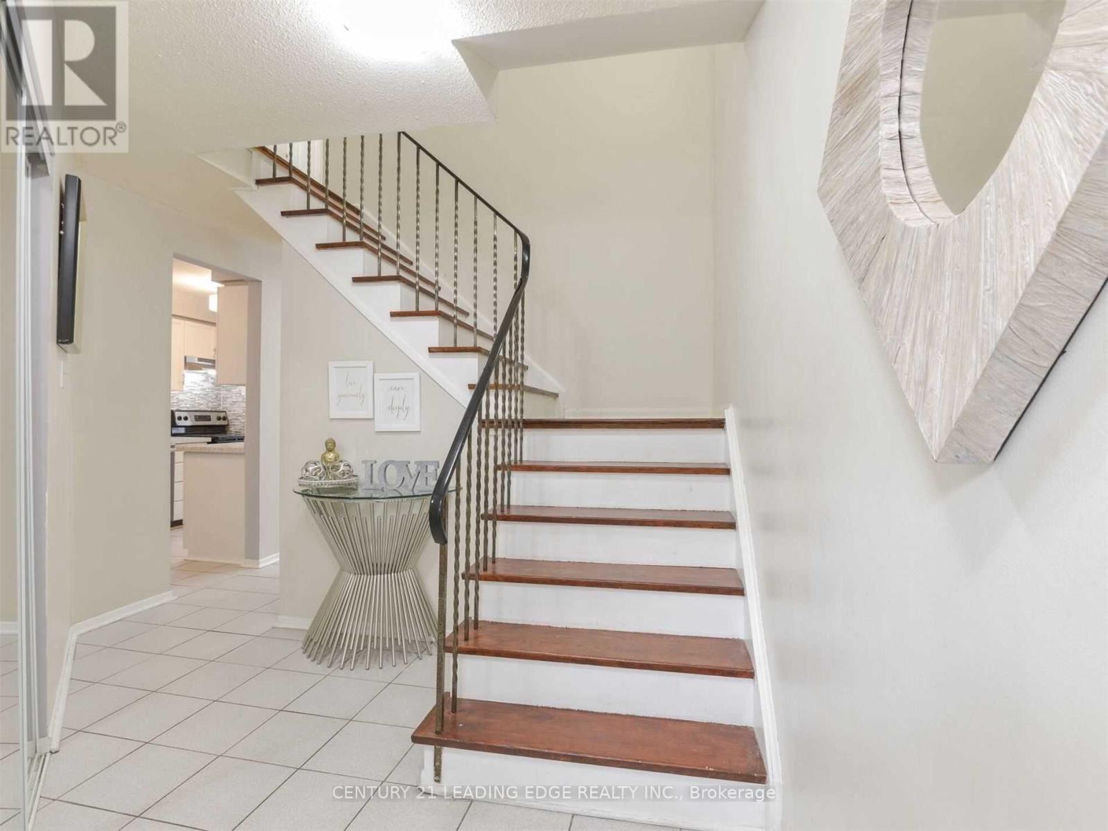 43 - 2288 The College Way, Mississauga, Ontario  L5L 3Z5 - Photo 2 - W12950606