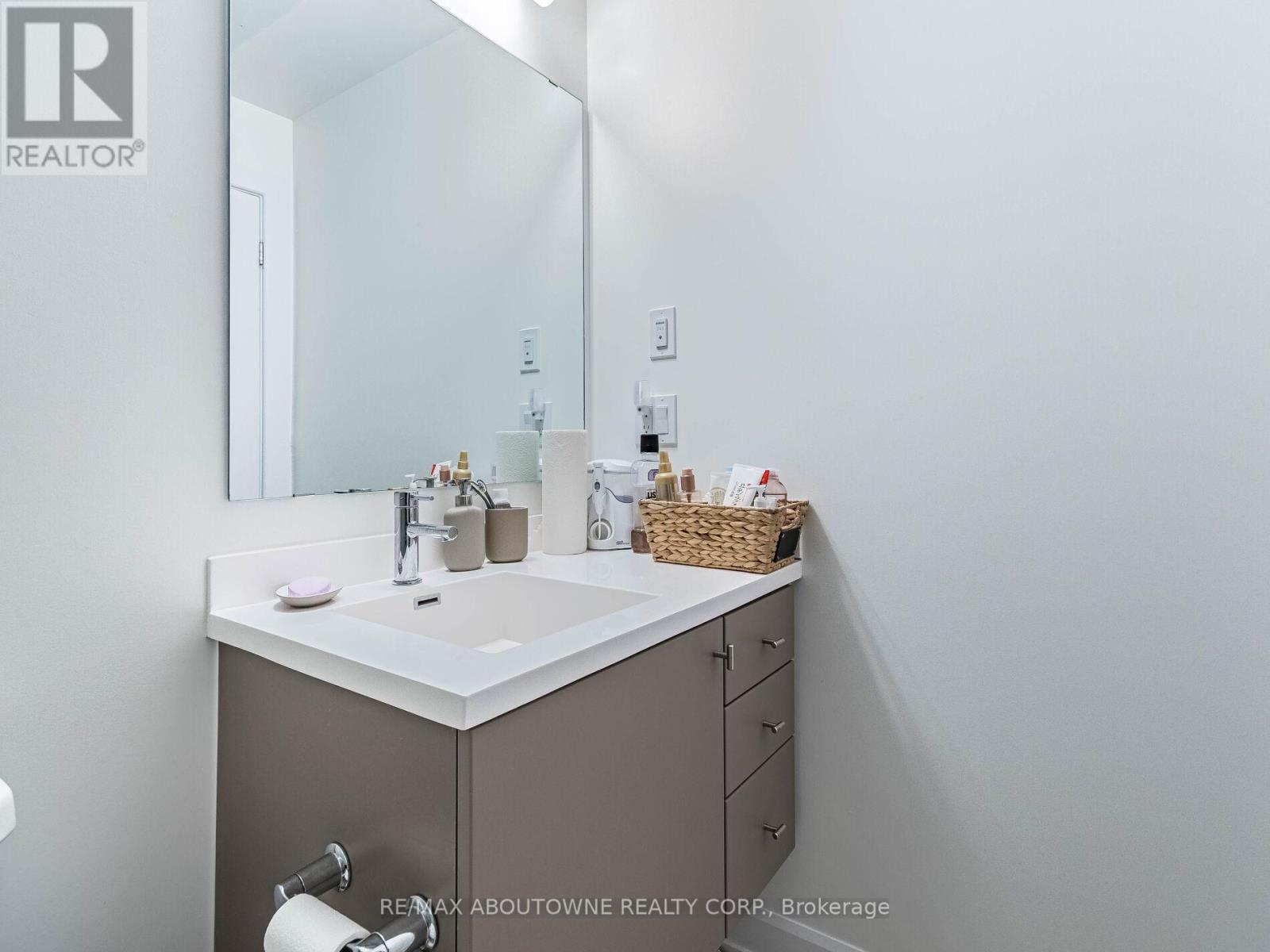 1203 - 3200 William Coltson Avenue, Oakville, Ontario  L6H 7C2 - Photo 27 - W12950618