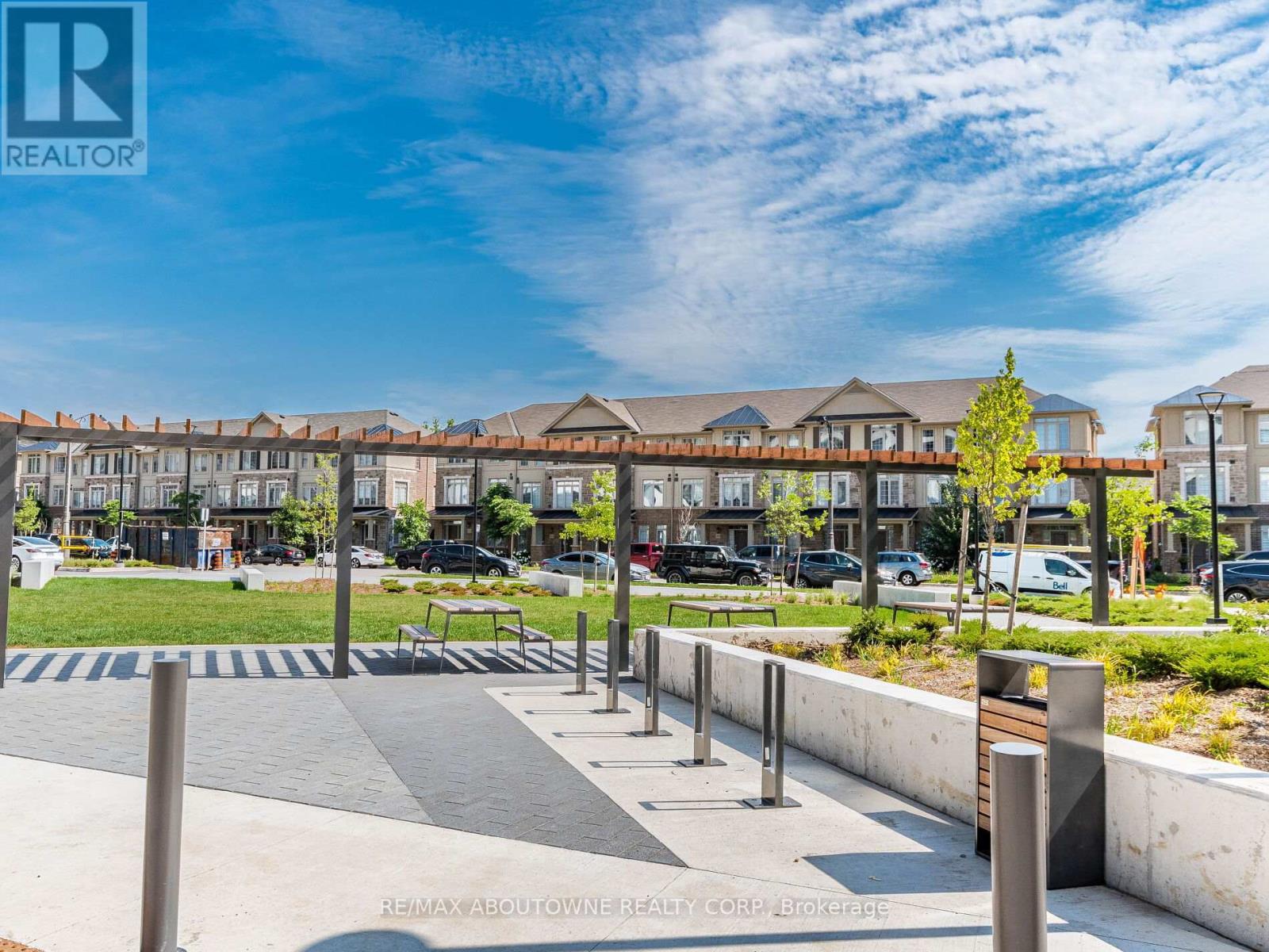 1203 - 3200 William Coltson Avenue, Oakville, Ontario  L6H 7C2 - Photo 4 - W12950618