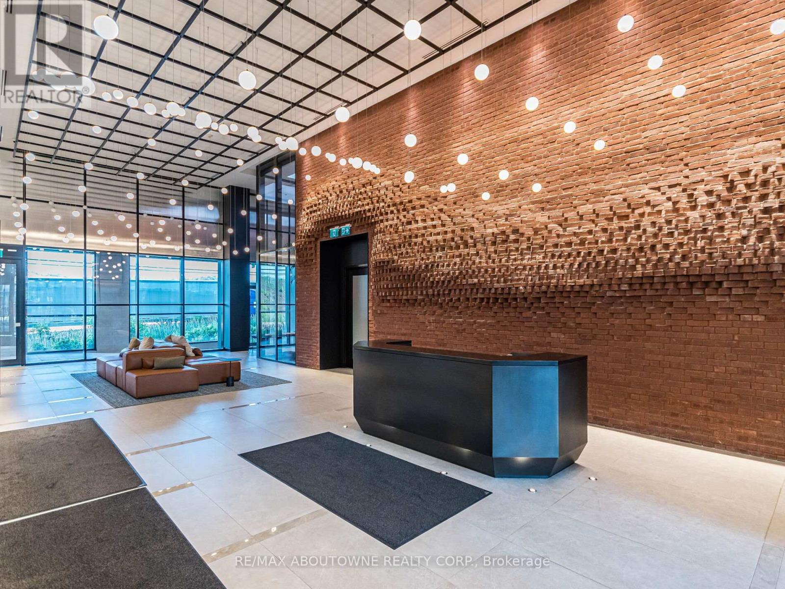 1203 - 3200 William Coltson Avenue, Oakville, Ontario  L6H 7C2 - Photo 5 - W12950618