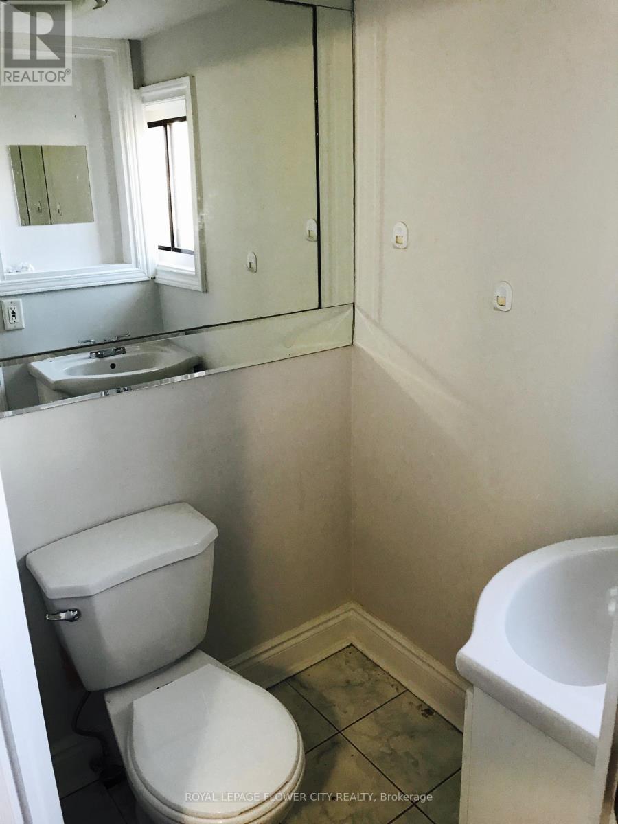 1188 Weston Road, Toronto, Ontario  M9M 4P4 - Photo 11 - W12950620