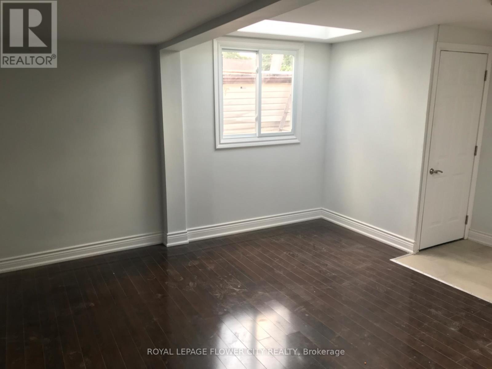 1188 Weston Road, Toronto, Ontario  M9M 4P4 - Photo 13 - W12950620