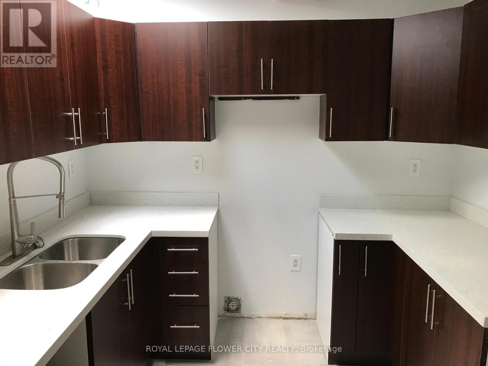 1188 Weston Road, Toronto, Ontario  M9M 4P4 - Photo 15 - W12950620