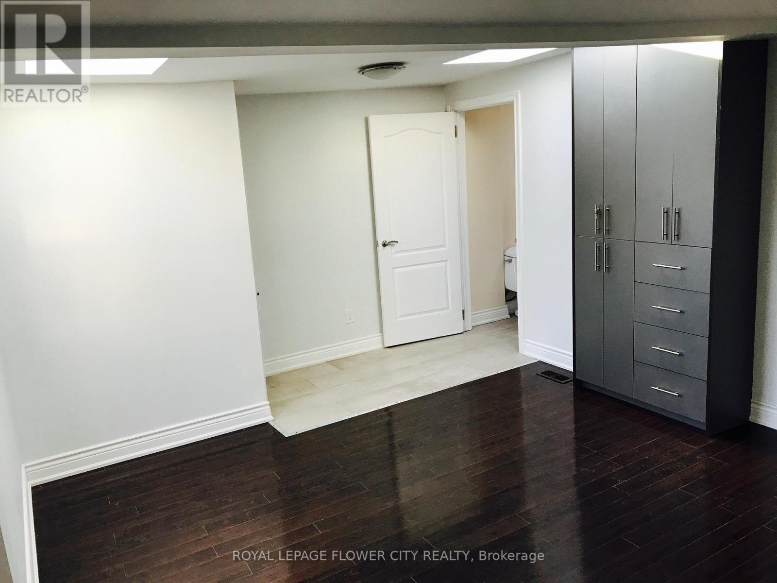 1188 Weston Road, Toronto, Ontario  M9M 4P4 - Photo 30 - W12950620