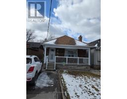 26 LANDOUR AVENUE, Toronto, Ontario