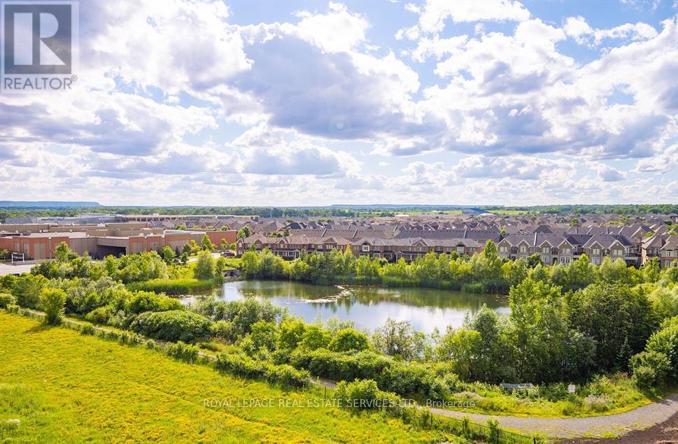 101 - 405 Dundas Street W, Oakville, Ontario  L6M 5P4 - Photo 25 - W12950652