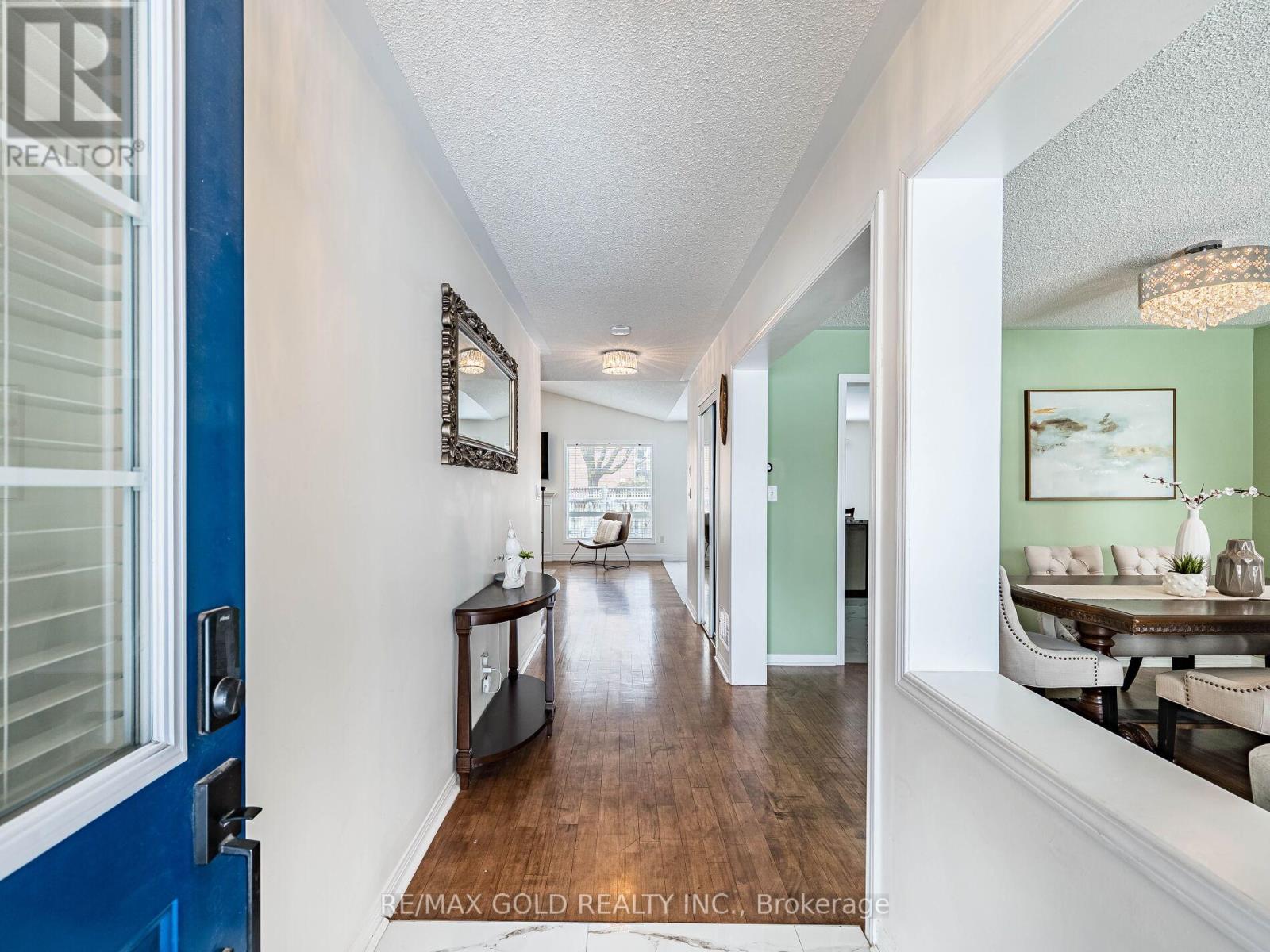 1595 Beaty Trail, Milton, Ontario  L9T 5M4 - Photo 5 - W12950656