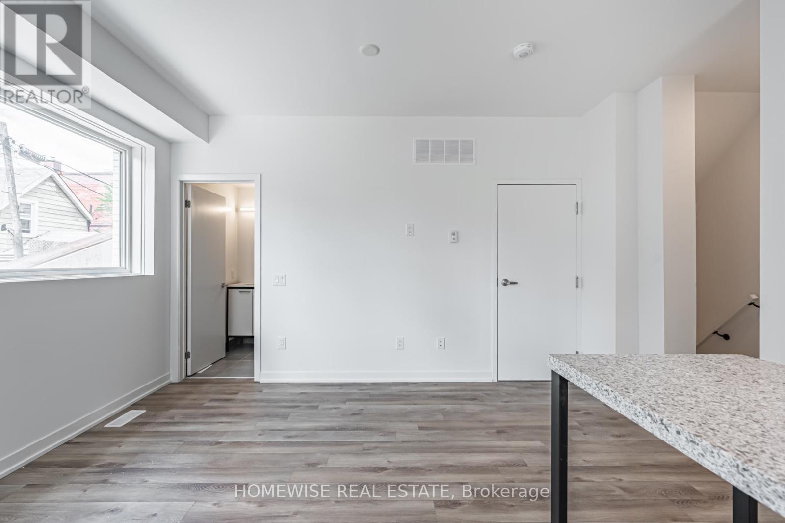 Th8 - 20 Ed Clark Gardens, Toronto, Ontario  M6N 0B5 - Photo 14 - W12950676