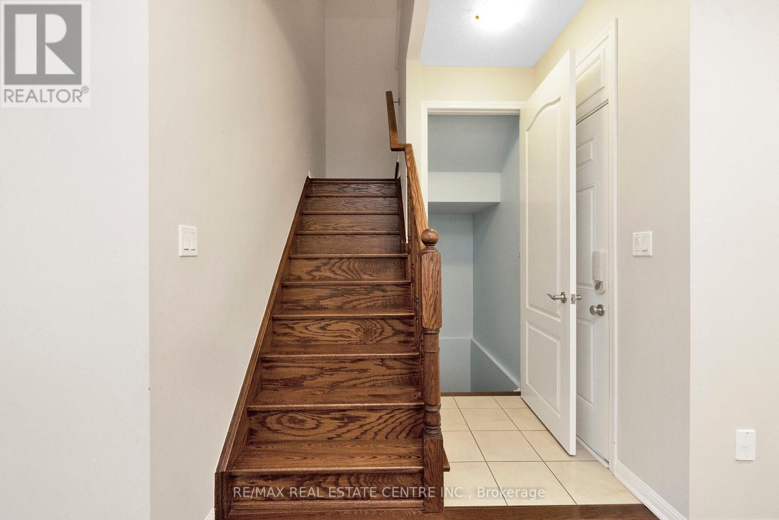 232 Drinkwater Road, Brampton, Ontario  L6Y 4S8 - Photo 17 - W12950680