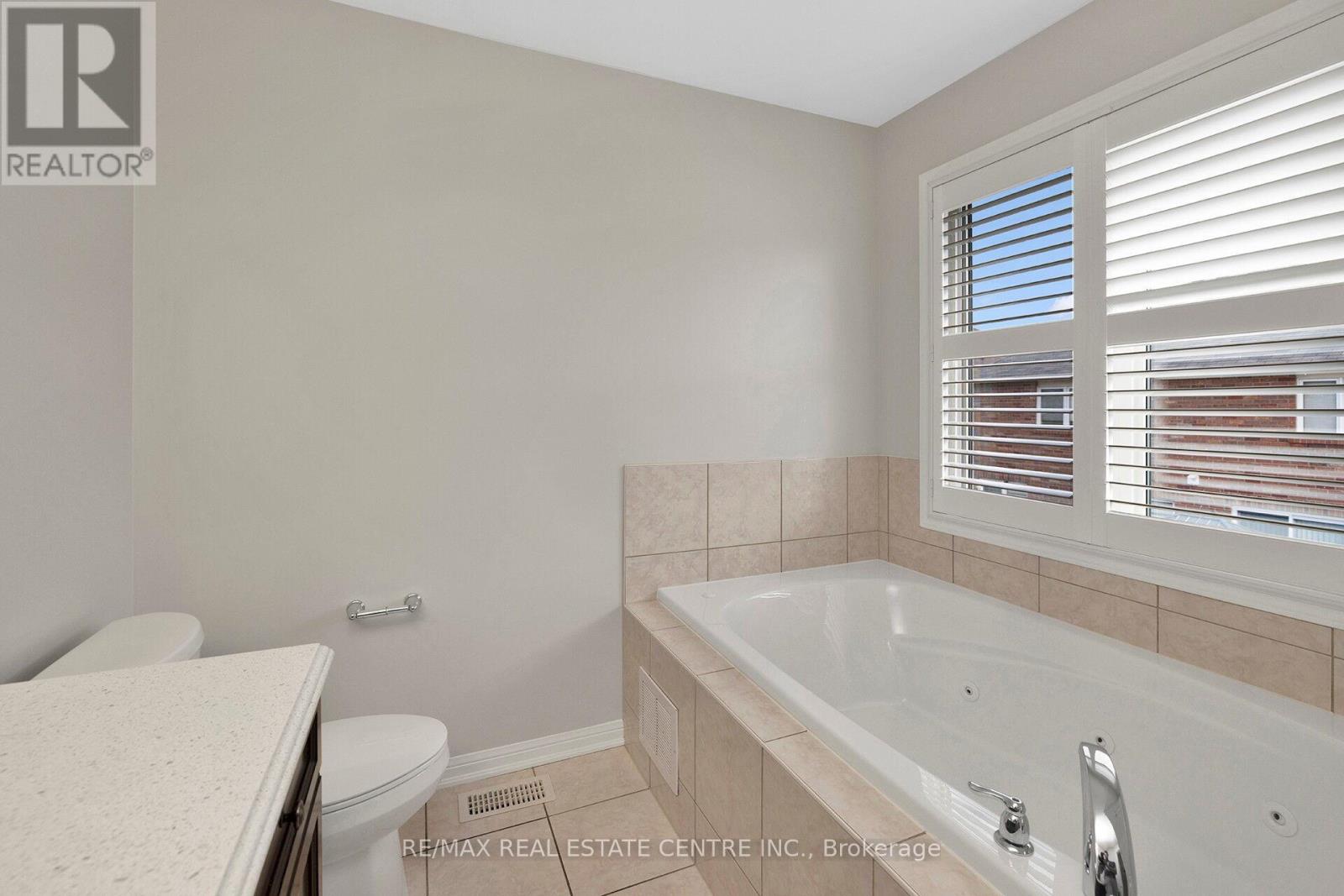 232 Drinkwater Road, Brampton, Ontario  L6Y 4S8 - Photo 23 - W12950680