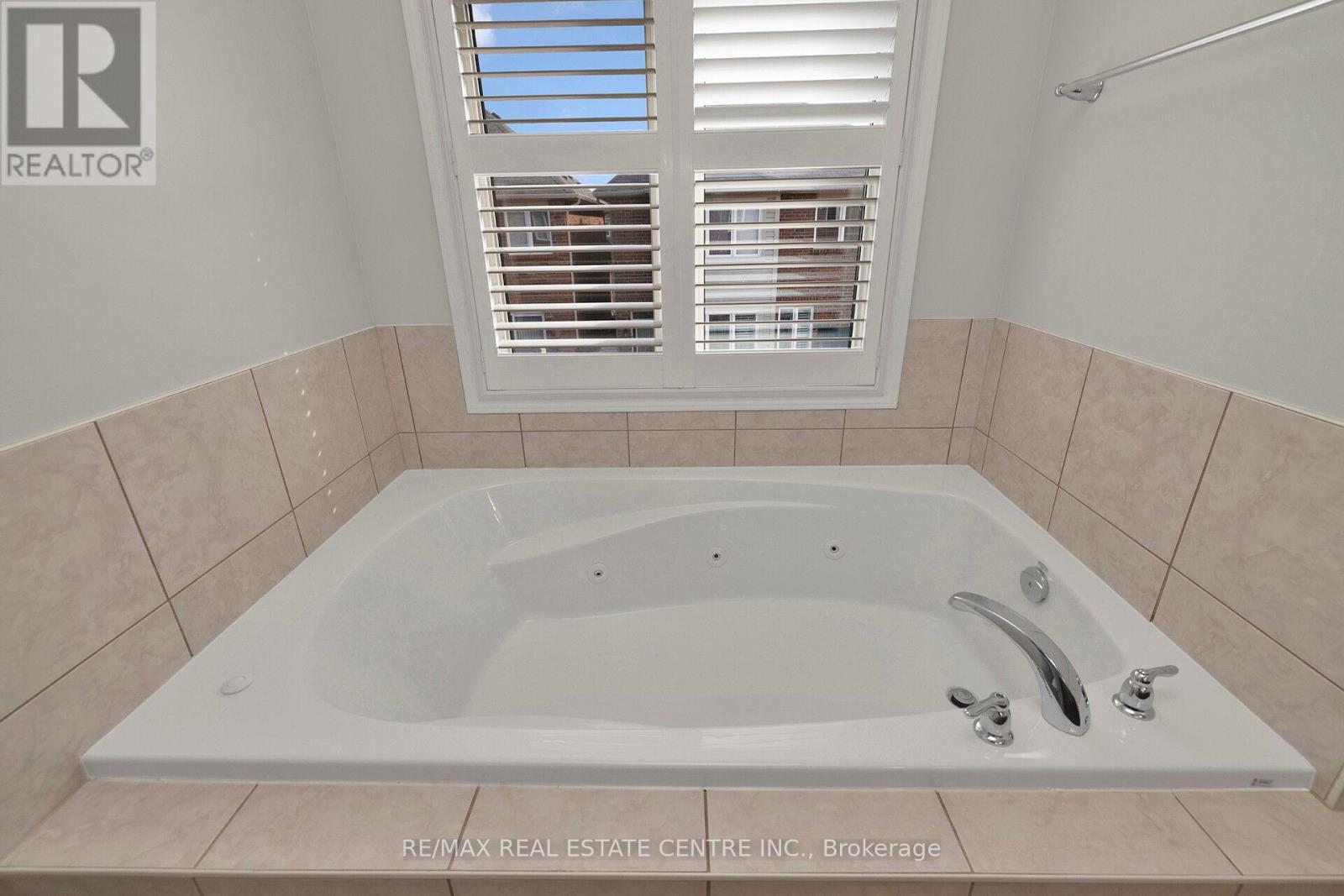 232 Drinkwater Road, Brampton, Ontario  L6Y 4S8 - Photo 24 - W12950680