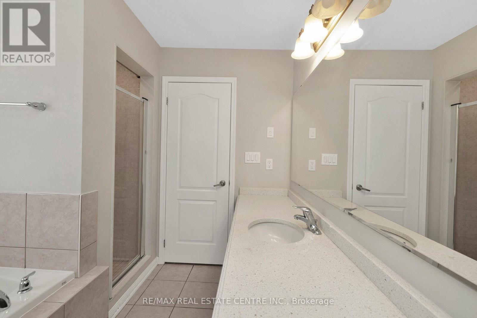 232 Drinkwater Road, Brampton, Ontario  L6Y 4S8 - Photo 25 - W12950680