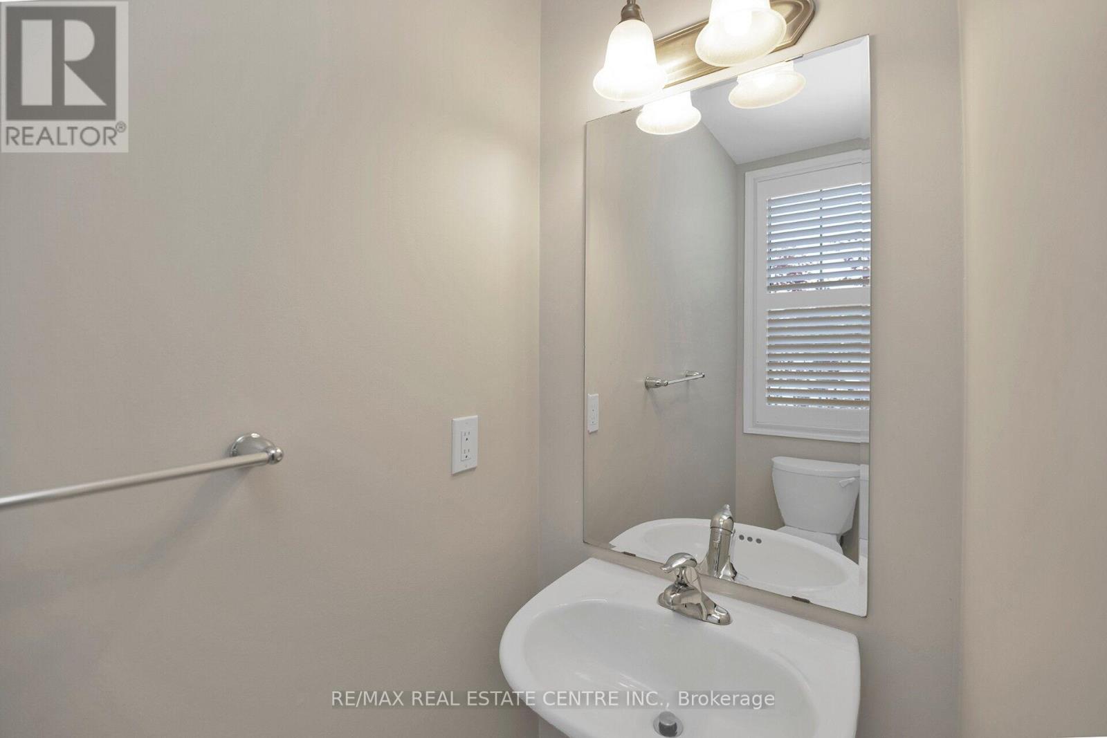 232 Drinkwater Road, Brampton, Ontario  L6Y 4S8 - Photo 6 - W12950680