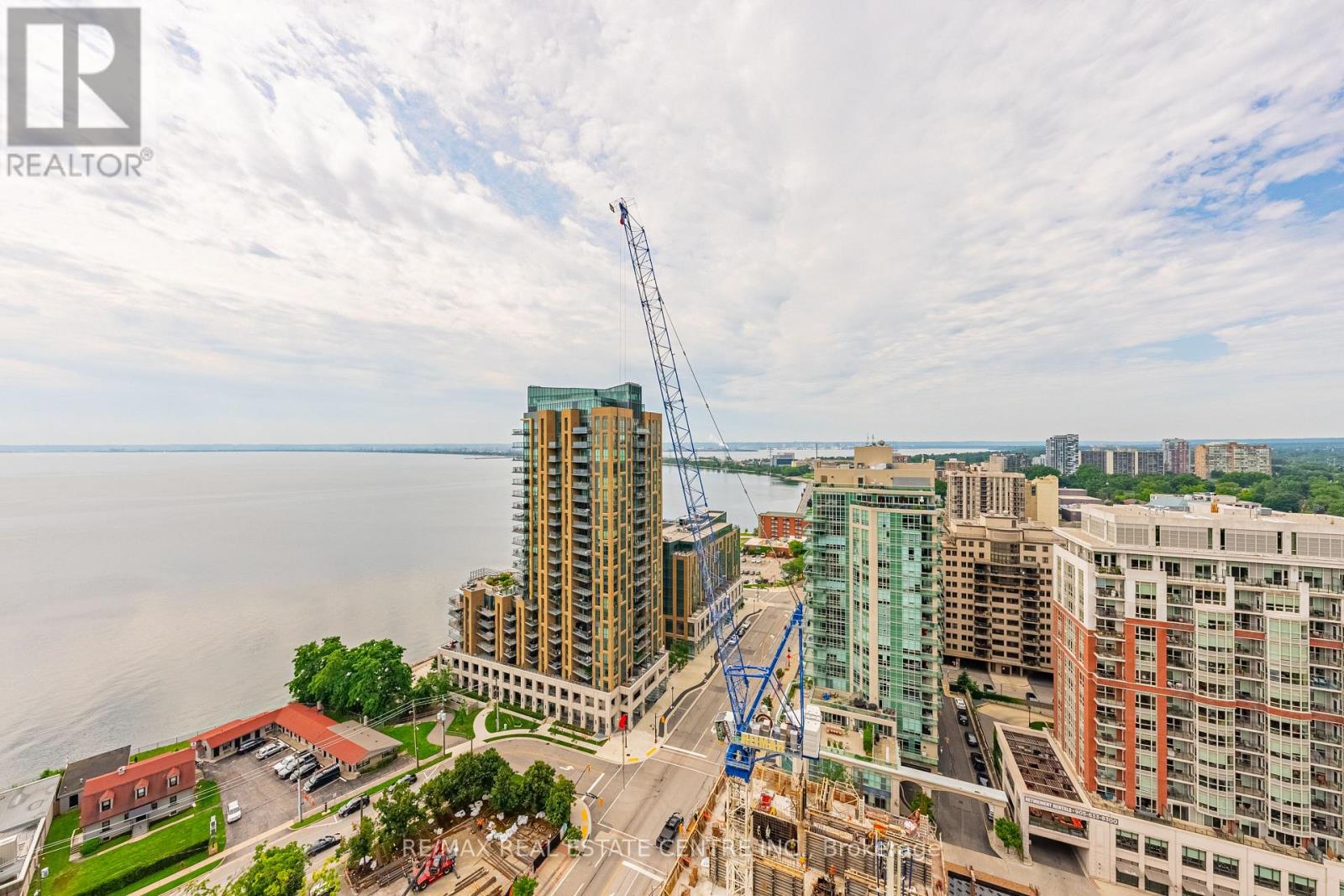 2107 - 370 Martha Street, Burlington, Ontario  L7R 0G9 - Photo 27 - W12950690