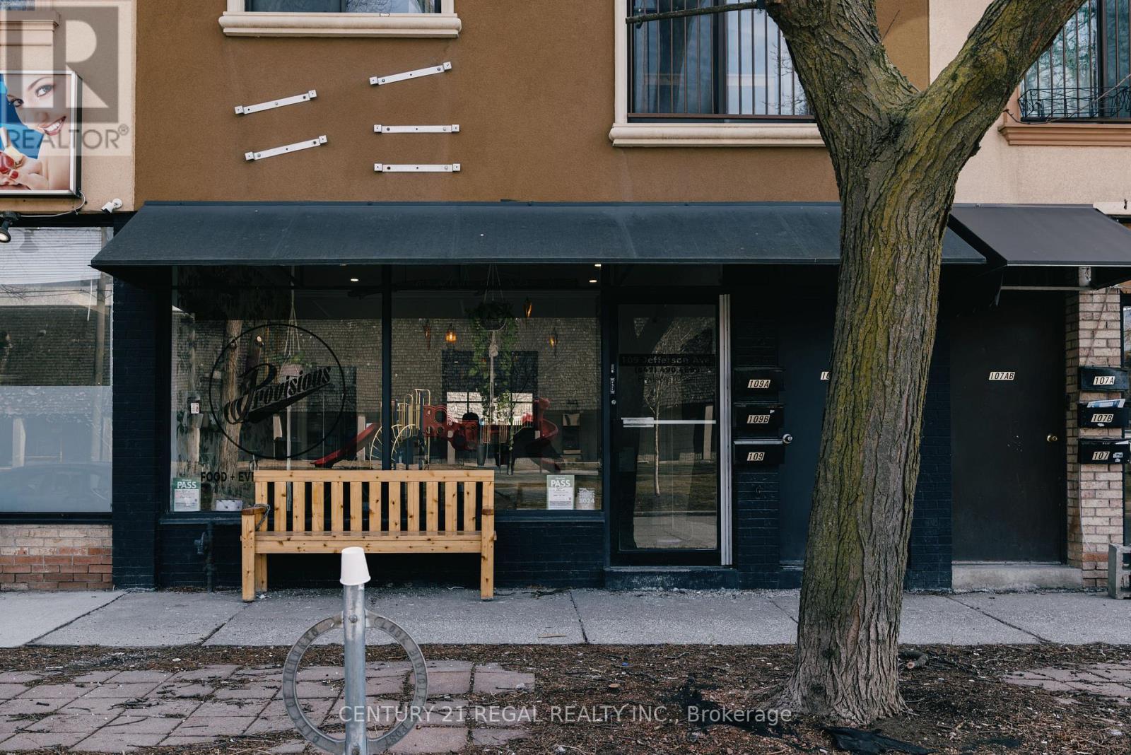 109 JEFFERSON AVENUE, Toronto, Ontario