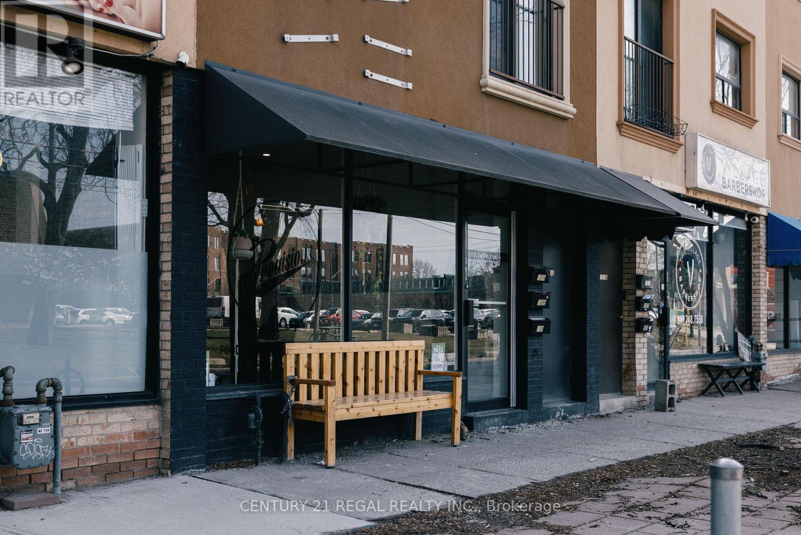 109 Jefferson Avenue, Toronto, Ontario  M6K 3E4 - Photo 25 - W12950700