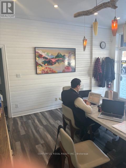 109 Jefferson Avenue, Toronto, Ontario  M6K 3E4 - Photo 3 - W12950700