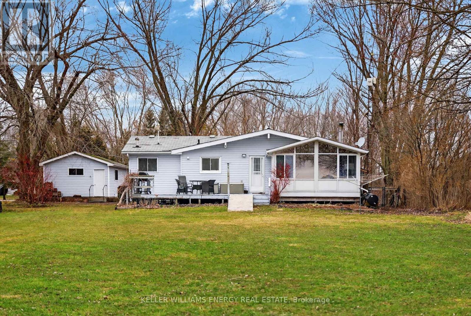 602 Hiscock Shores Road, Prince Edward County, Ontario  K0K 1L0 - Photo 4 - X12950724