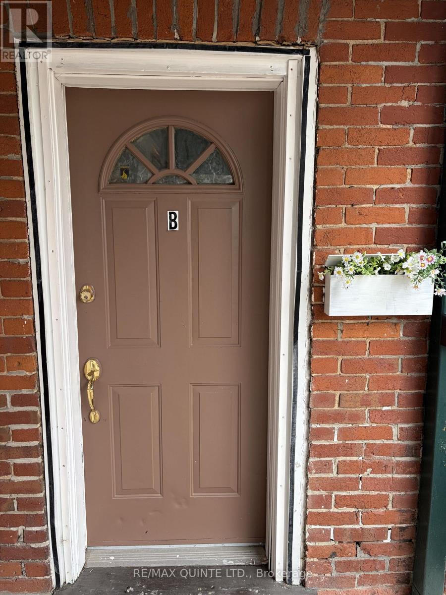 B - 186 Albert Street, Belleville, Ontario  K8N 3N4 - Photo 6 - X12950784