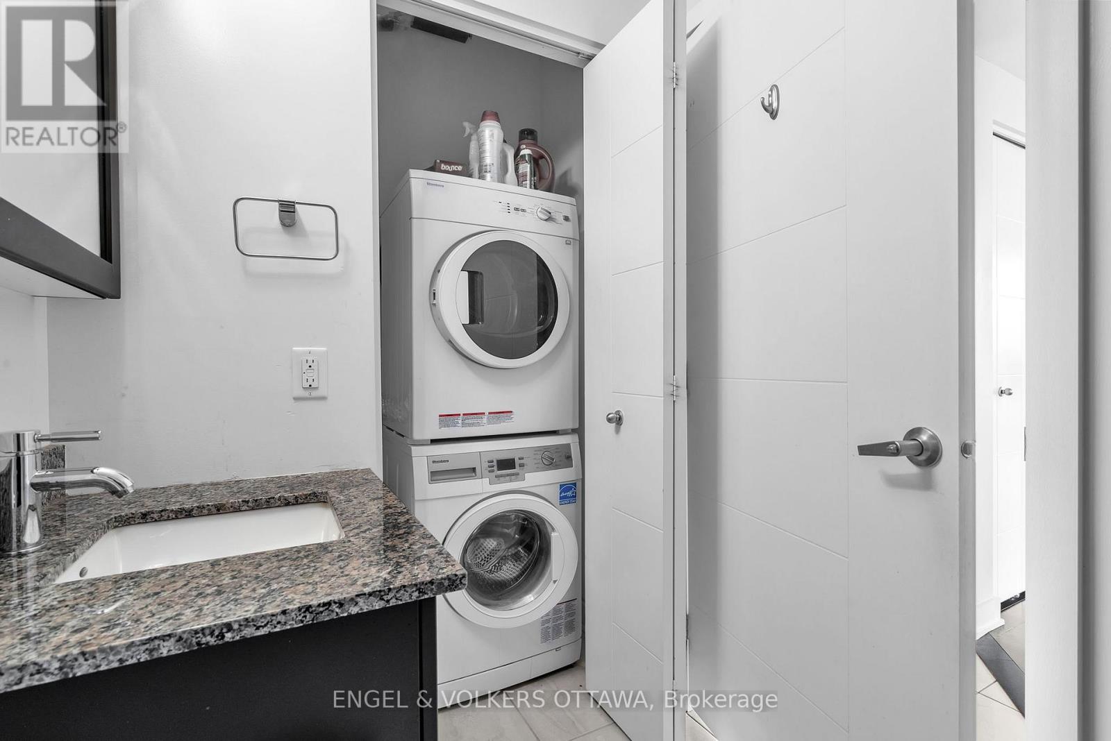 905 - 40 Nepean Street, Ottawa, Ontario  K2P 0X5 - Photo 13 - X12950720