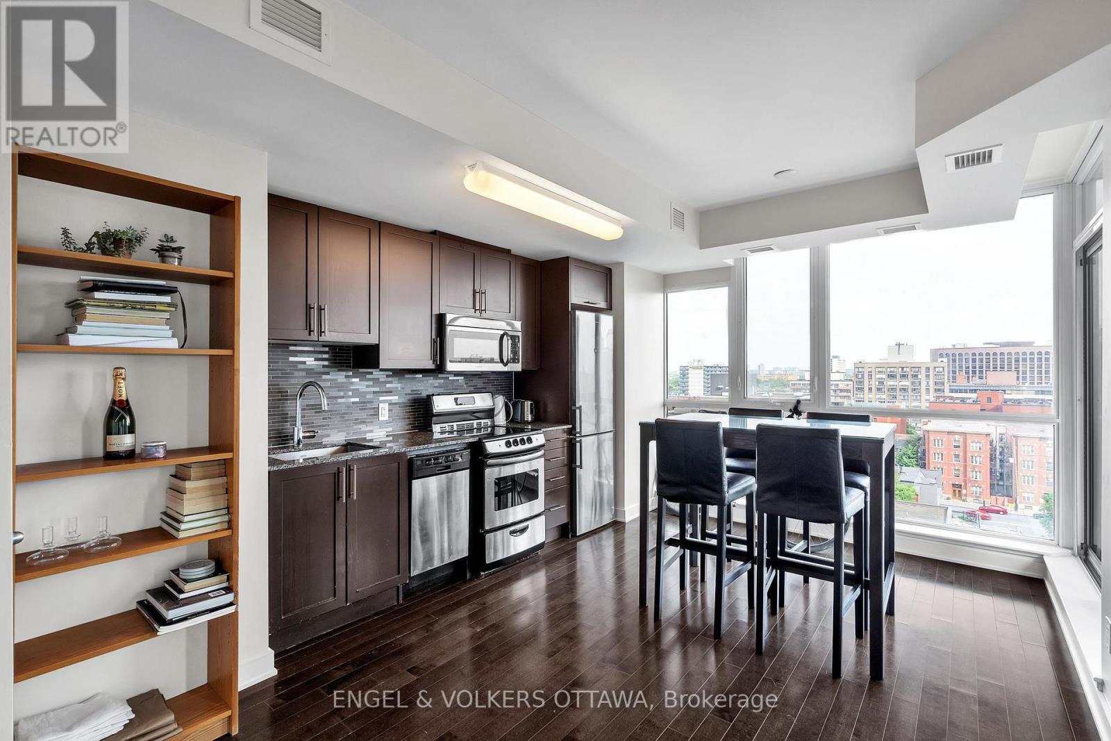 905 - 40 Nepean Street, Ottawa, Ontario  K2P 0X5 - Photo 5 - X12950720