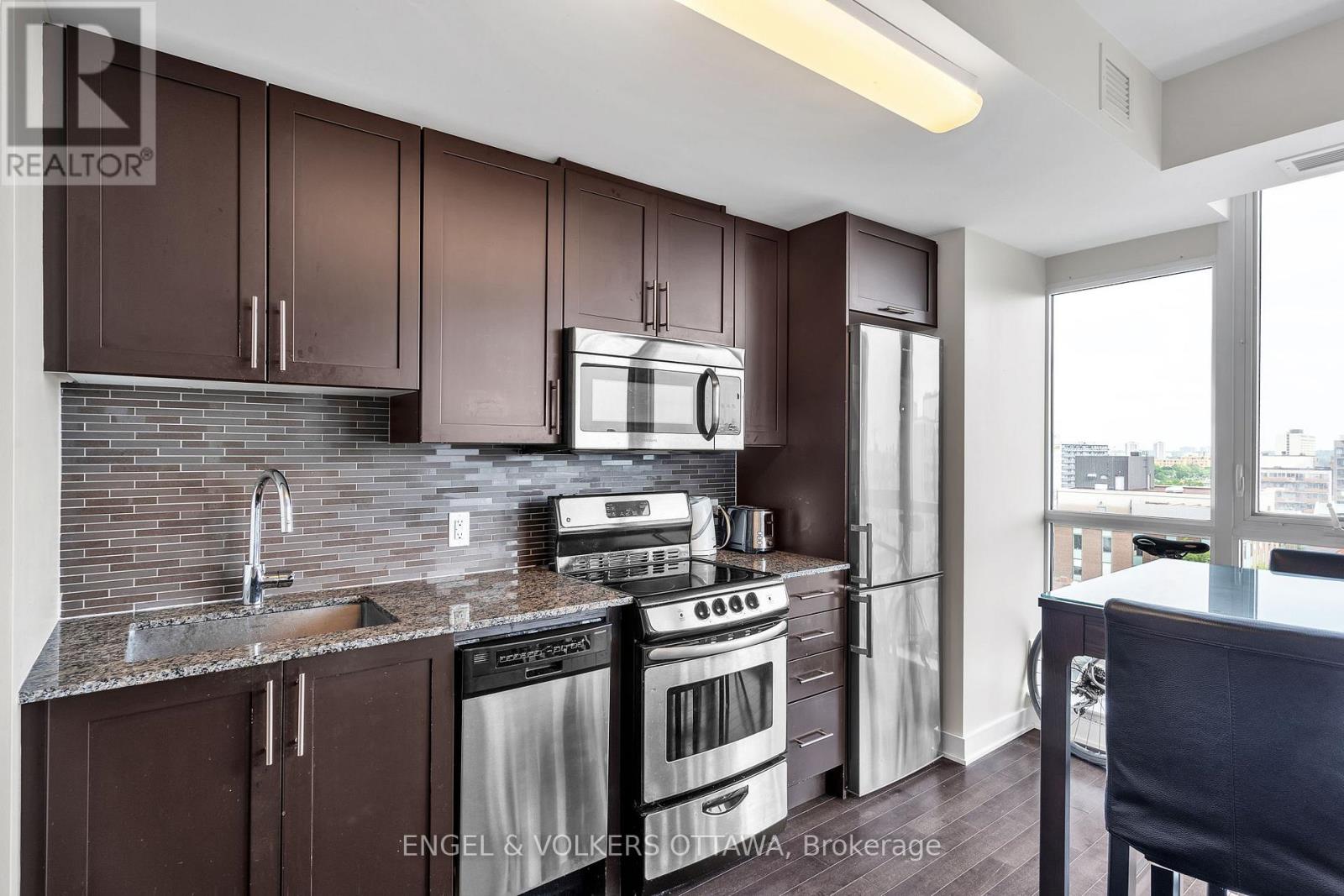 905 - 40 Nepean Street, Ottawa, Ontario  K2P 0X5 - Photo 6 - X12950720