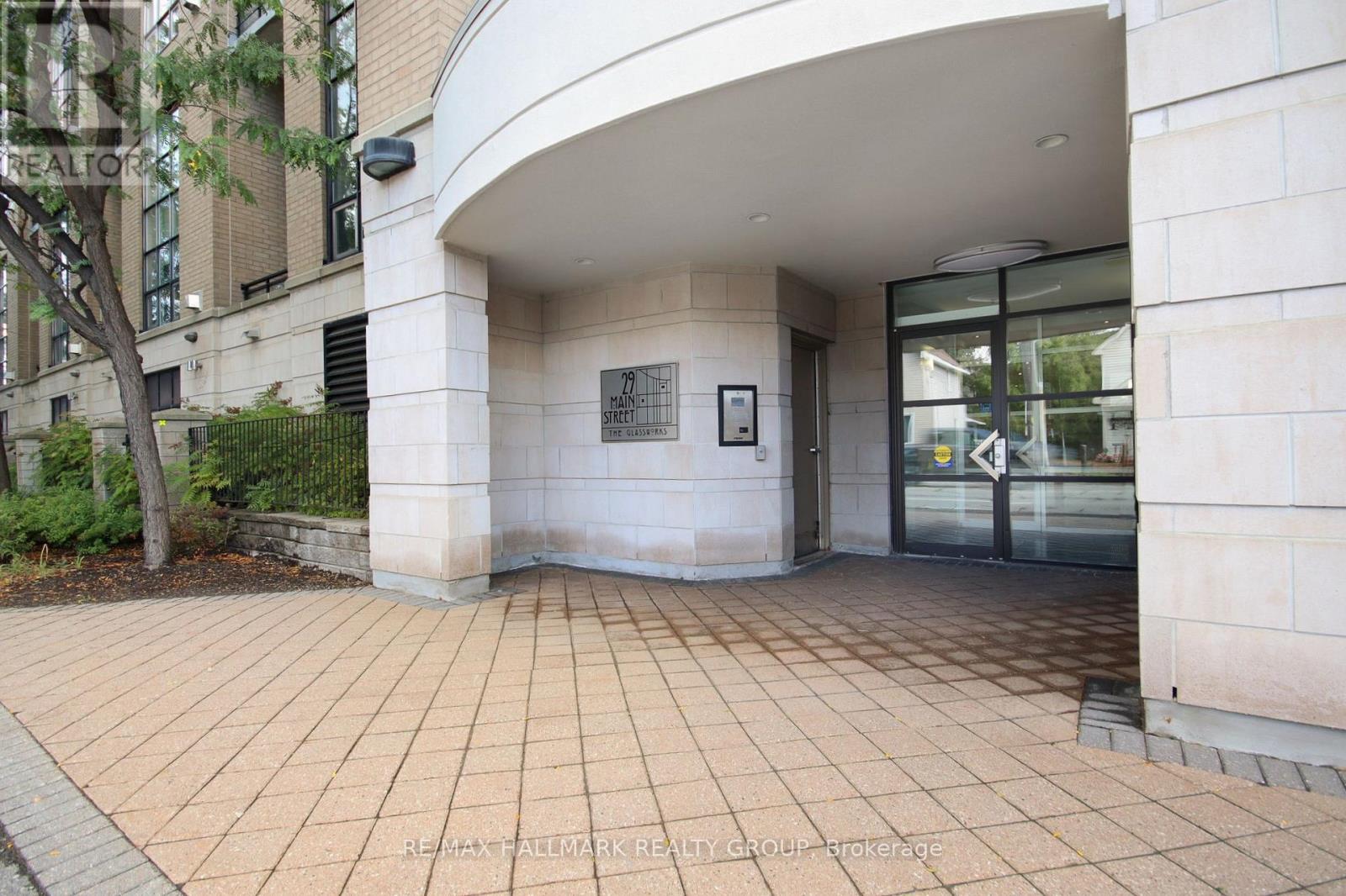 203 - 29 Main Street, Ottawa, Ontario  K1S 1B1 - Photo 2 - X12950732