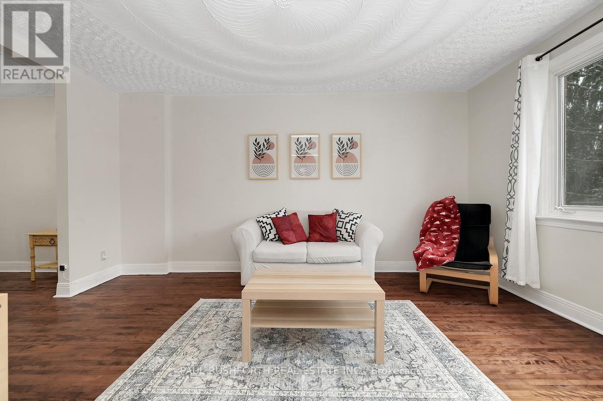 2433 Clementine Boulevard, Ottawa, Ontario  K1V 8E1 - Photo 8 - X12950816