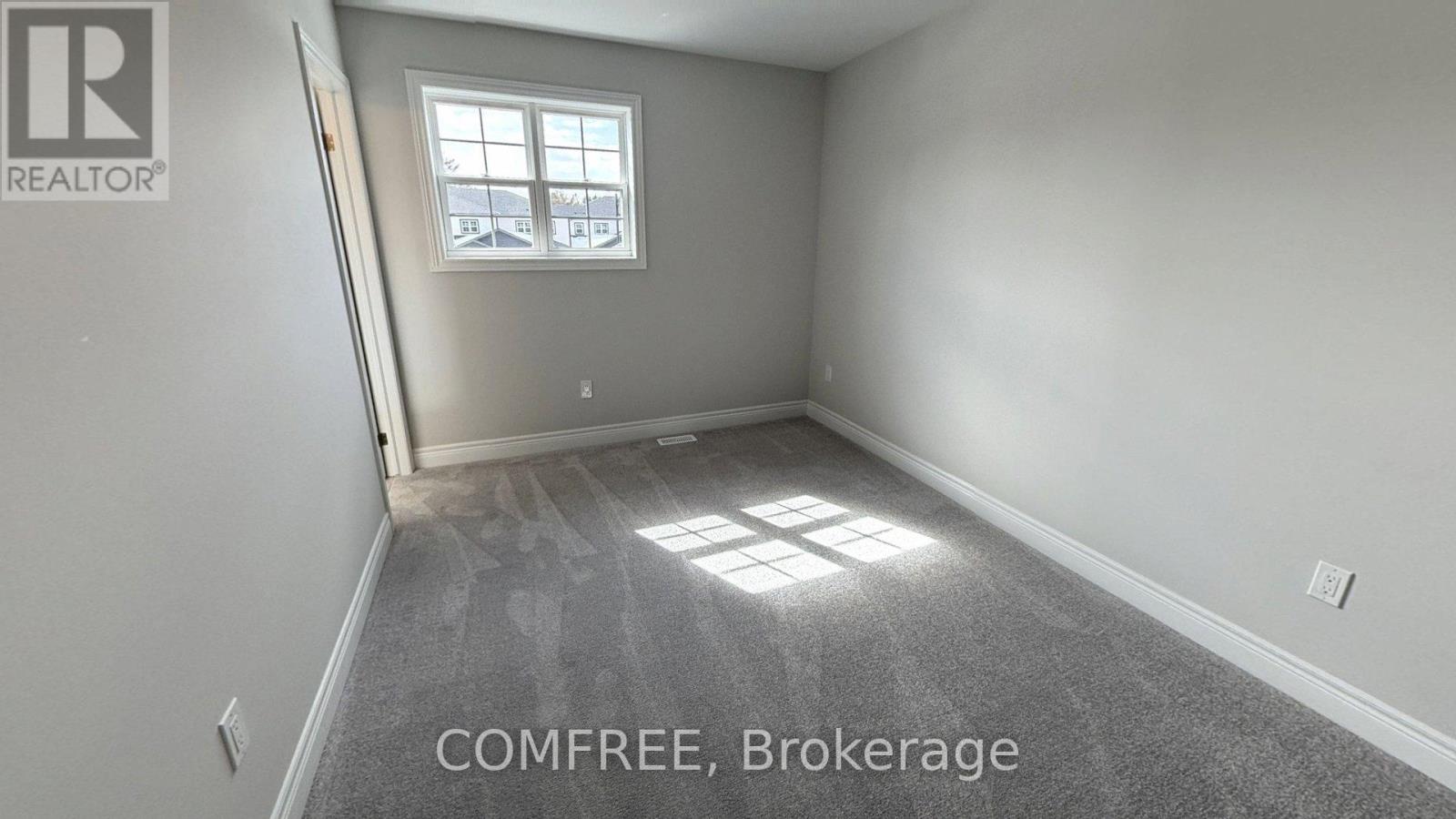 31 Mcconnell Crescent, Bracebridge, Ontario  P1L 0N7 - Photo 12 - X12950884