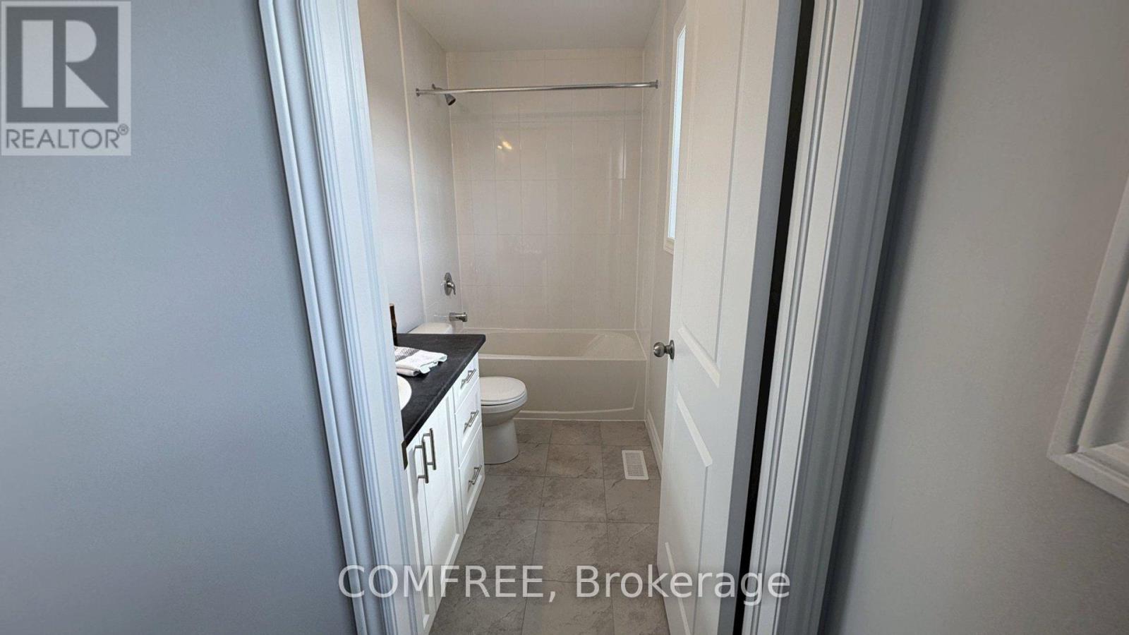 31 Mcconnell Crescent, Bracebridge, Ontario  P1L 0N7 - Photo 15 - X12950884