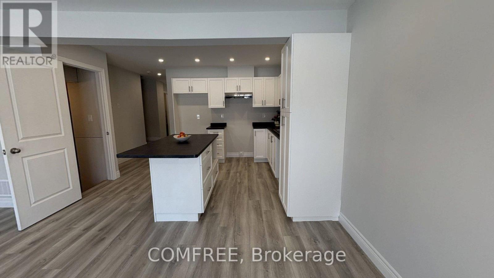 31 Mcconnell Crescent, Bracebridge, Ontario  P1L 0N7 - Photo 5 - X12950884