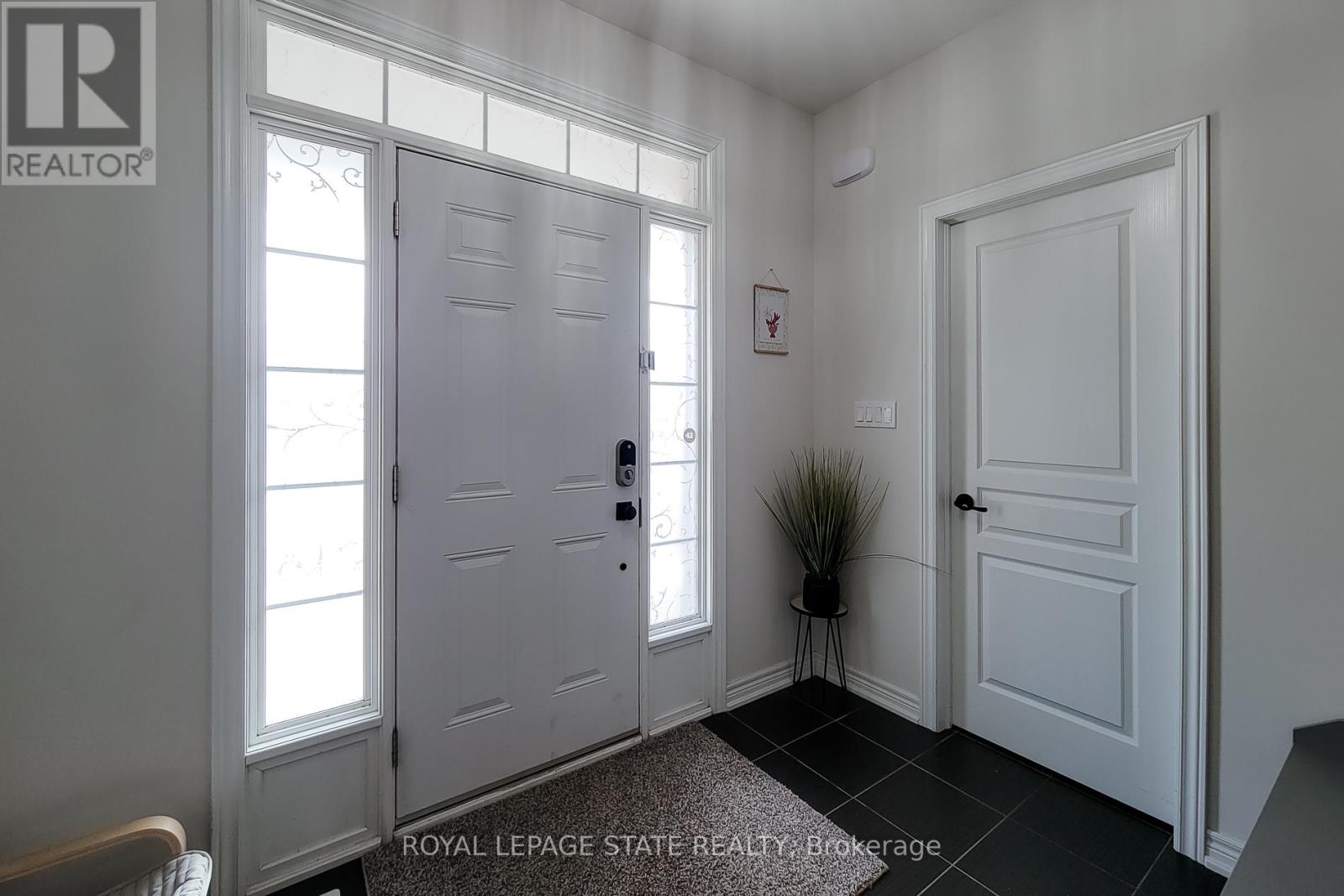 96 Anastasia Boulevard, West Lincoln, Ontario  L0R 2A0 - Photo 11 - X12950314