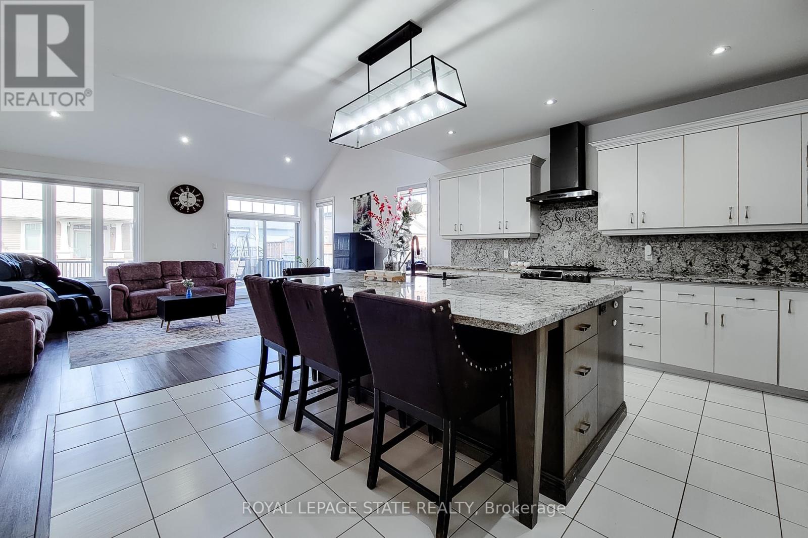 96 Anastasia Boulevard, West Lincoln, Ontario  L0R 2A0 - Photo 19 - X12950314