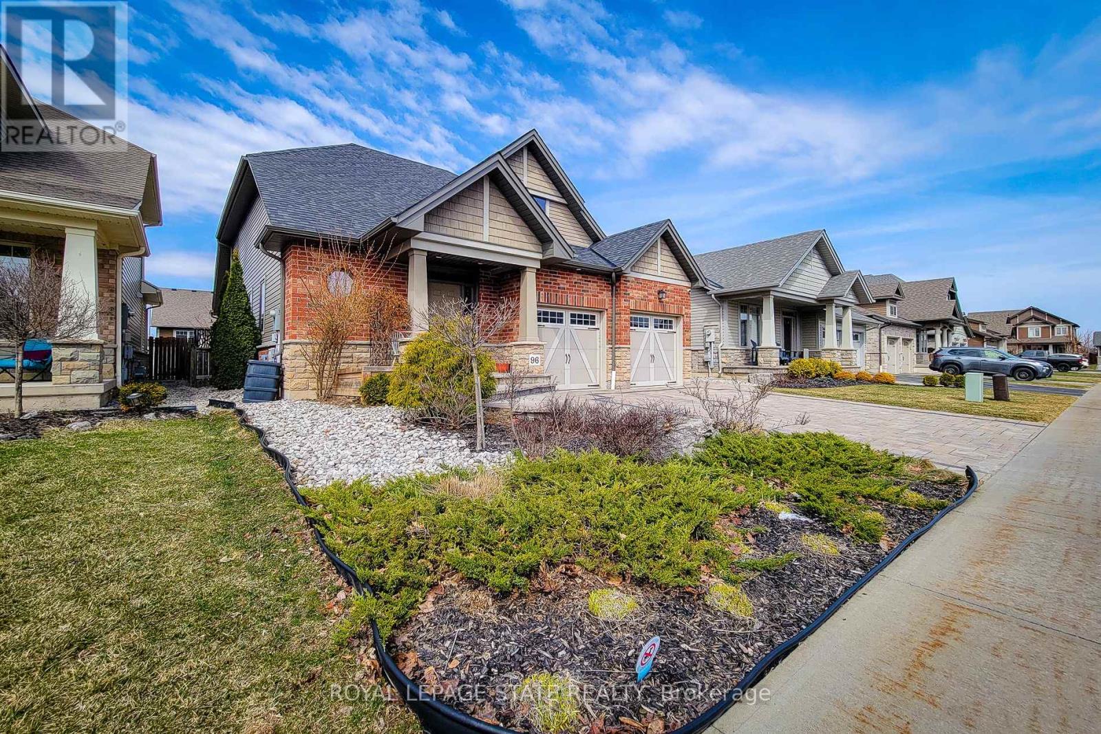 96 Anastasia Boulevard, West Lincoln, Ontario  L0R 2A0 - Photo 3 - X12950314