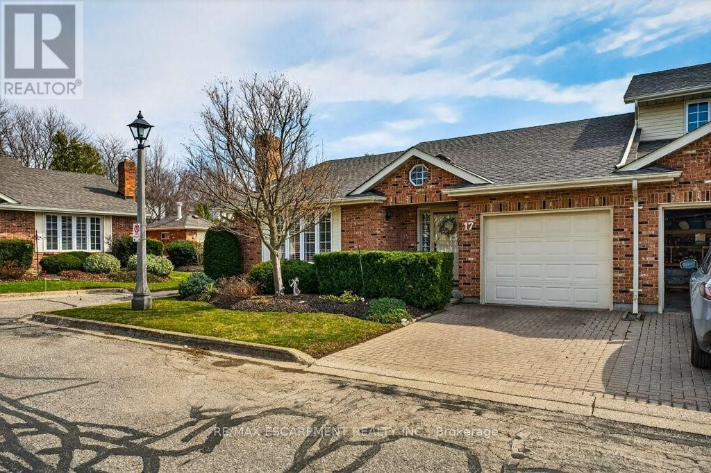 17 - 2720 Mewburn Road, Niagara Falls, Ontario  L2J 4J5 - Photo 2 - X12950318