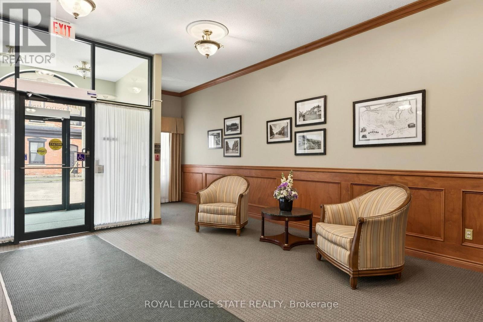 101 - 8 Main Street E, Hamilton, Ontario  L9H 2P6 - Photo 9 - X12950370