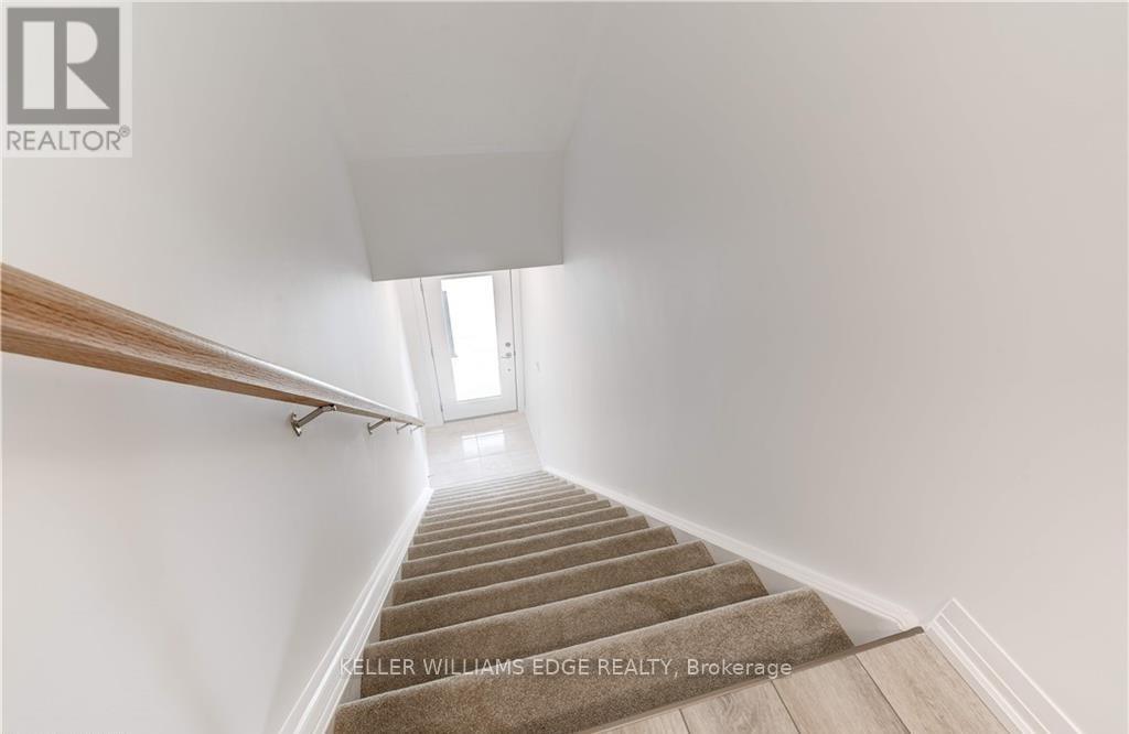 26 - 261 Woodbine Avenue, Kitchener, Ontario  N2R 0S7 - Photo 3 - X12950466