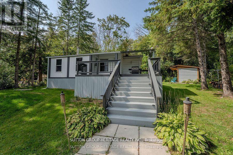 682 North Shore Drive E, Otonabee-South Monaghan, Ontario  K0L 1B0 - Photo 2 - X12950494