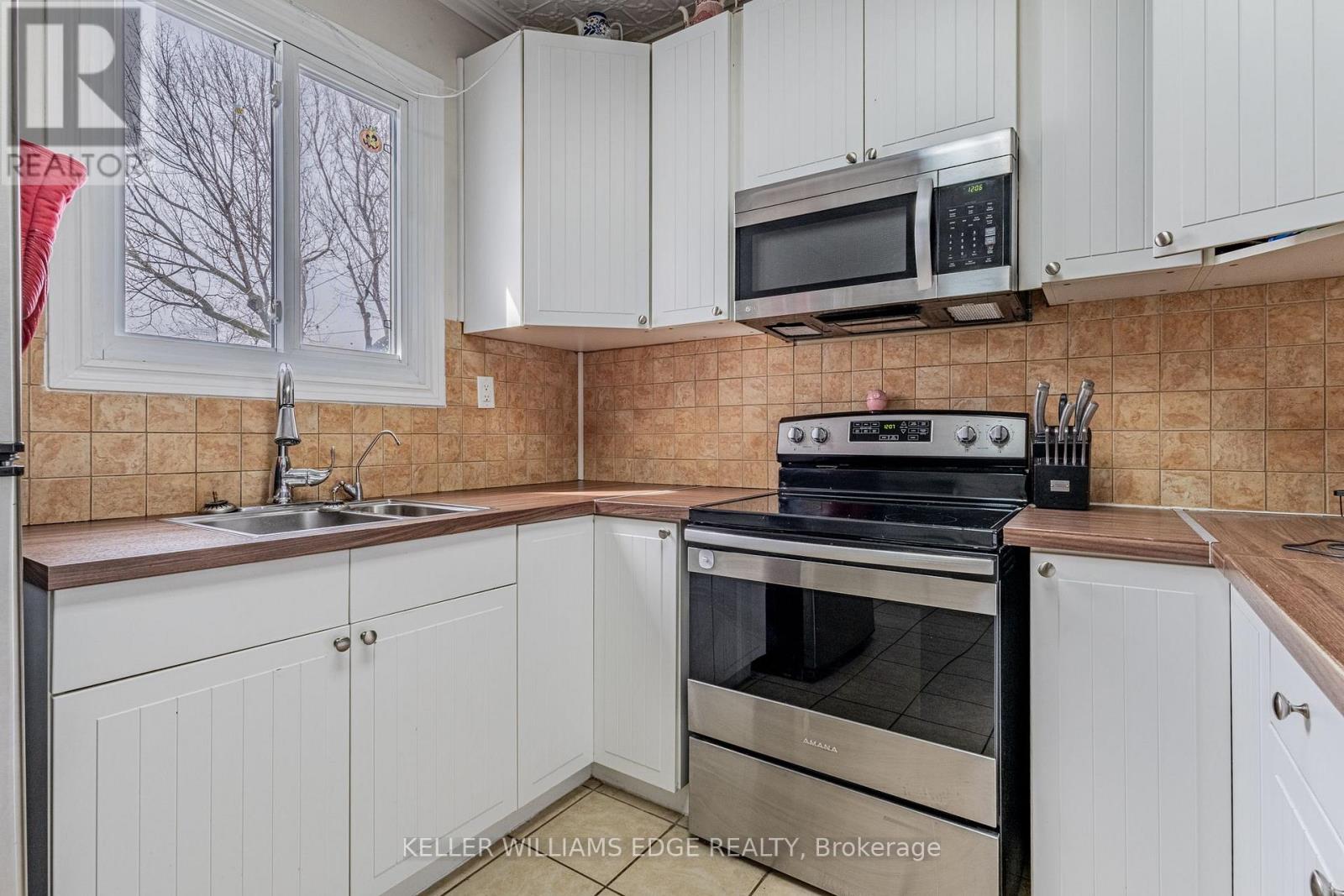 20 Cambridge Avenue, Hamilton, Ontario  L8H 1T5 - Photo 10 - X12950548