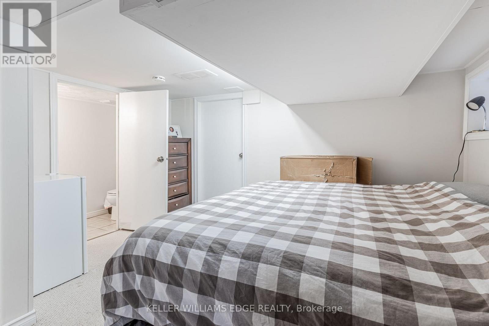 20 Cambridge Avenue, Hamilton, Ontario  L8H 1T5 - Photo 28 - X12950548