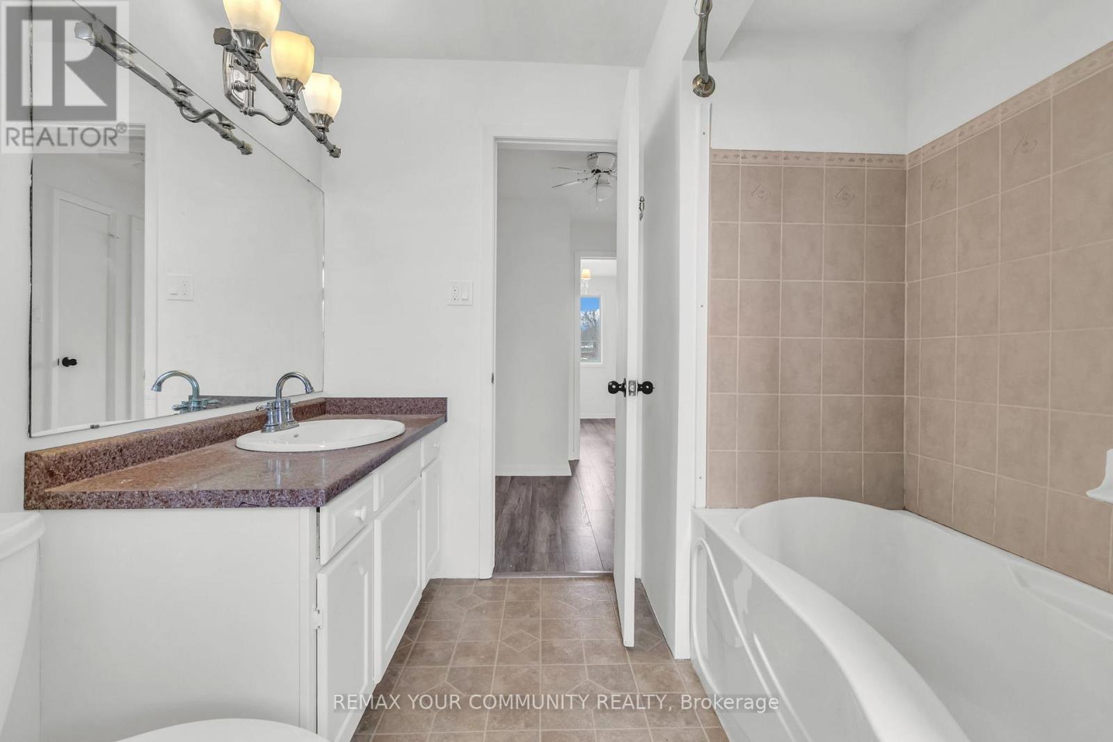 32 Wellbrook Boulevard, Welland, Ontario  L3C 5T4 - Photo 21 - X12950638