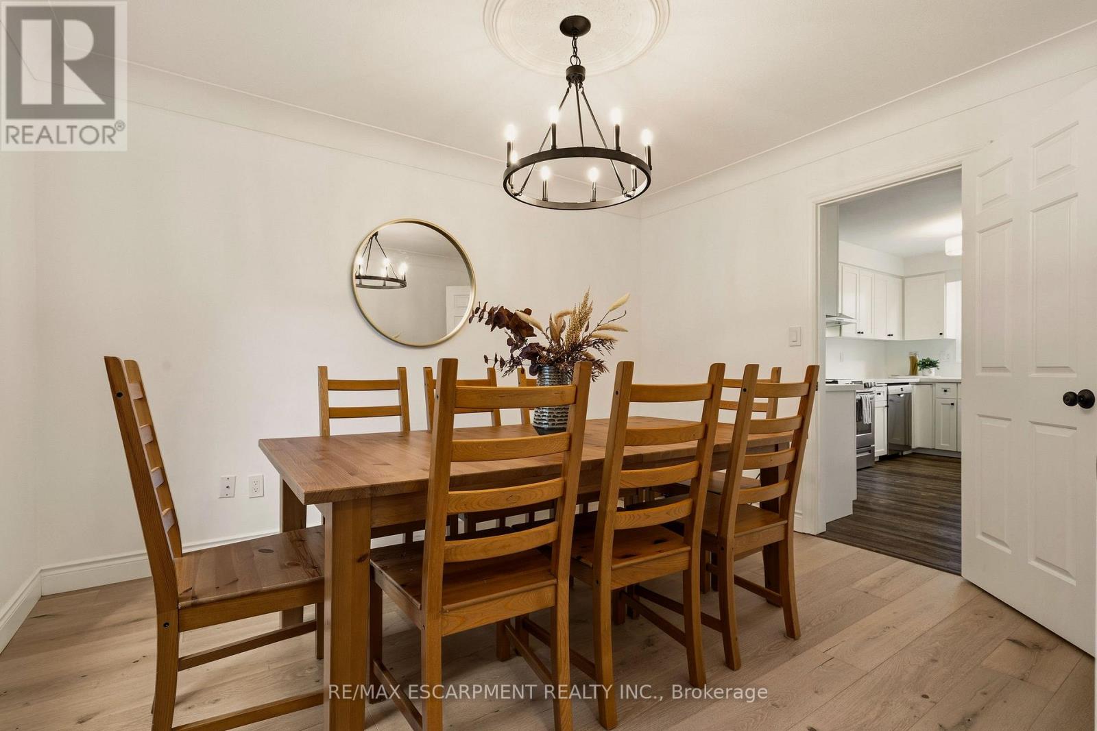 3 Postans Path, Hamilton, Ontario  L9G 3P8 - Photo 8 - X12950662